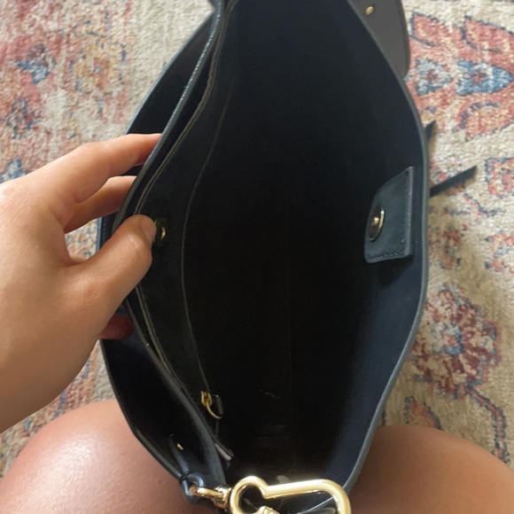 Vince Camuto Black Crossbody Bag - Picture 3 of 12